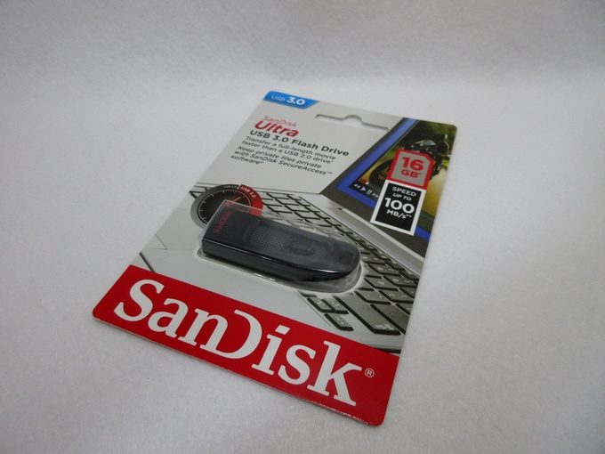 SanDisk USBメモリ SDCZ48-016G-U46